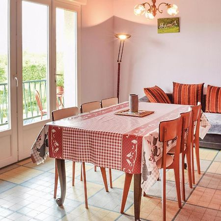 Holiday Home In Montsernelle Lithaire Εξωτερικό φωτογραφία