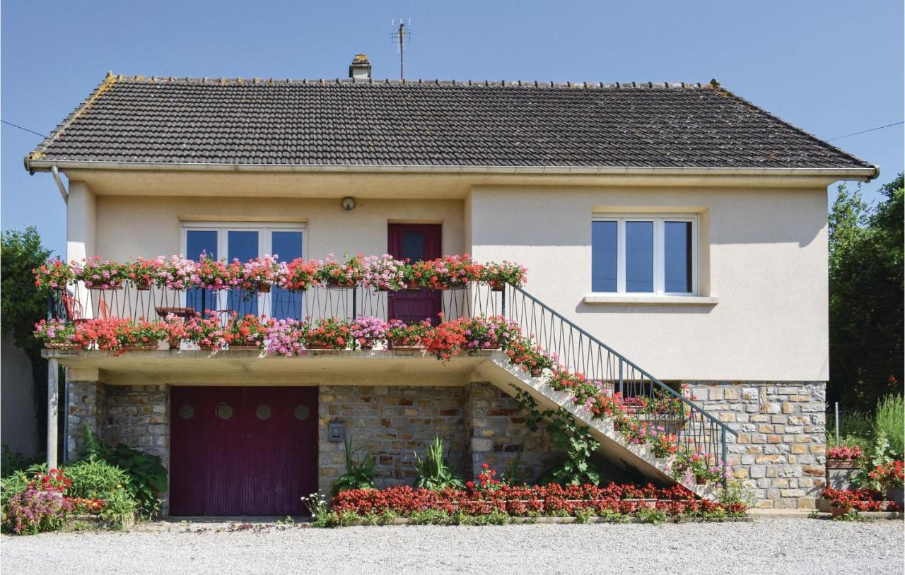 Holiday Home In Montsernelle Lithaire Εξωτερικό φωτογραφία