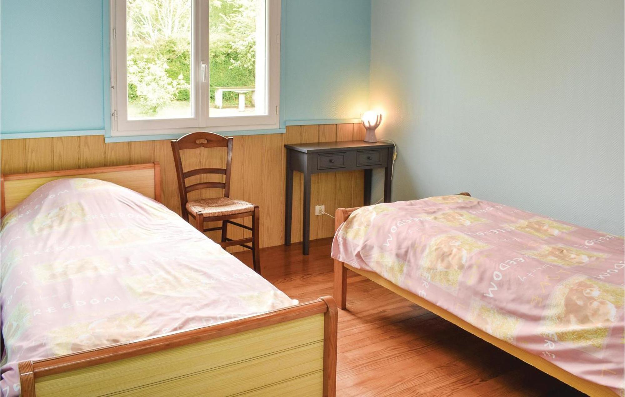 Holiday Home In Montsernelle Lithaire Εξωτερικό φωτογραφία