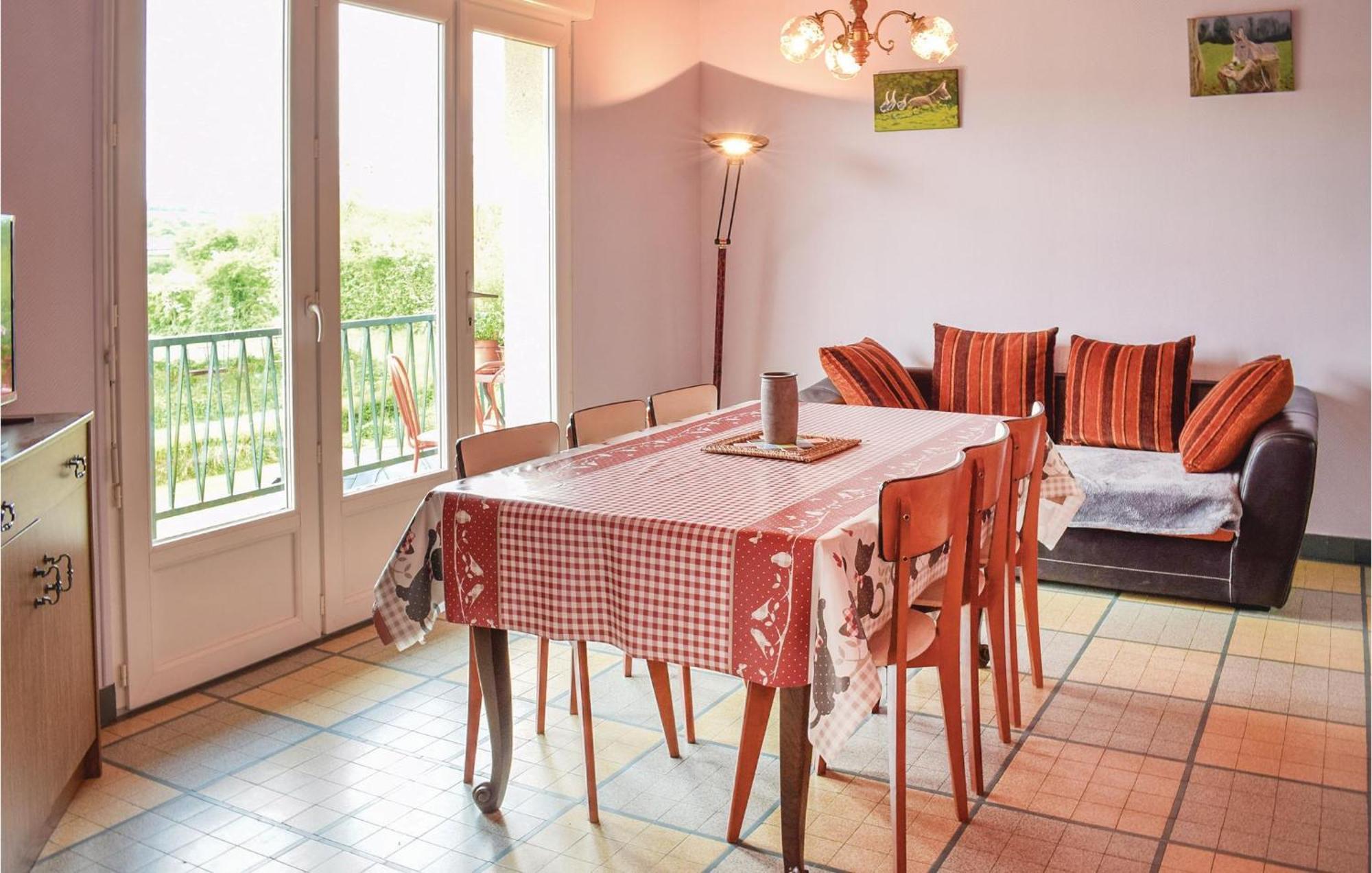 Holiday Home In Montsernelle Lithaire Εξωτερικό φωτογραφία